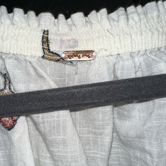 Free People Wind In Her Hair Boho Embroidered Cotton Beachy Peasant Top Sz S - Picture 6 of 9